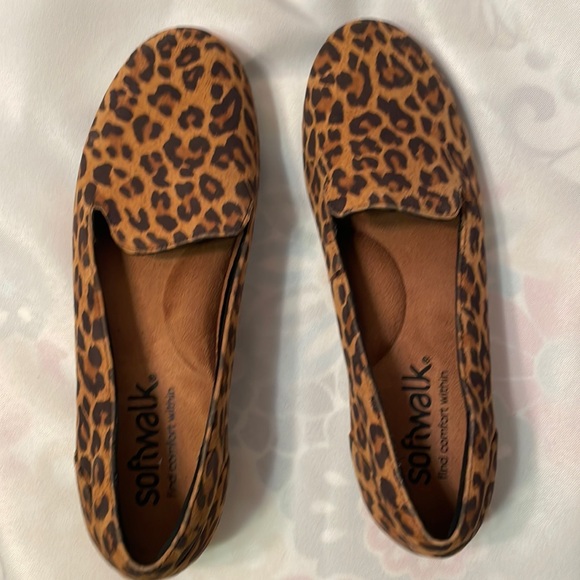 Shoes - Picture 1 of 5